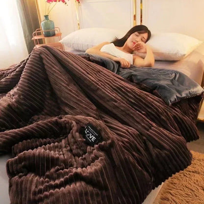 厚手ベルベット調 掛け布団カバーセット（無地／冬向け）