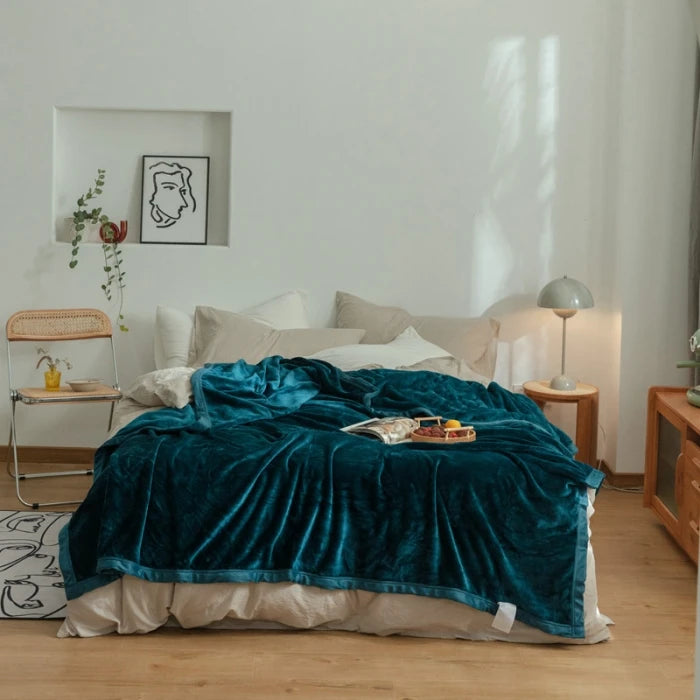 つややか厚手フランネルブランケット（無地 1.8kg）