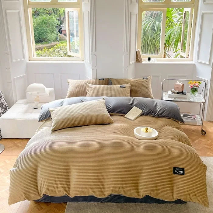 厚手ベルベット調 掛け布団カバーセット（無地／冬向け）